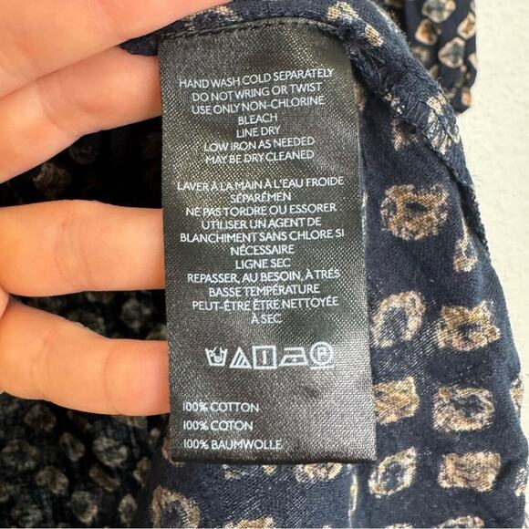 Anthropologie Pilcro Boho Printed Button Front Rounded Hem Blouse Top Medium - Picture 7 of 9